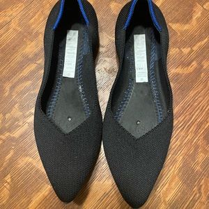 Black Rothy’s The Point